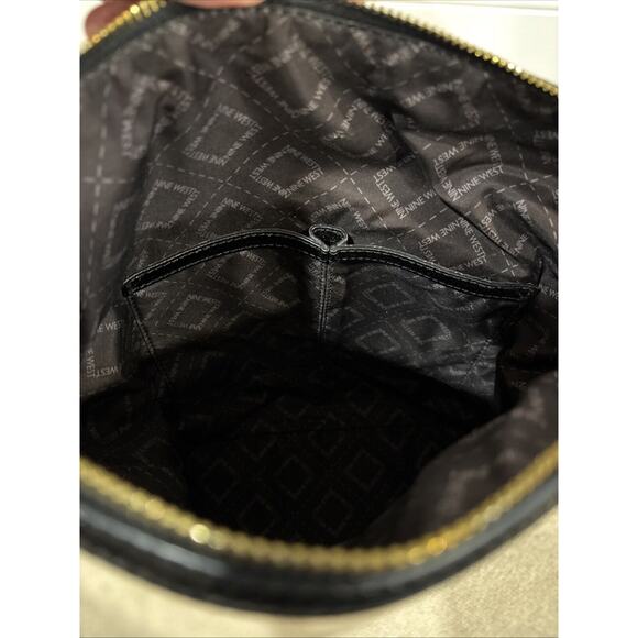 Nine West Canvas Shoulder Bag Black Patent Leather Nailhead Trim Tassle 10x12 - Picture 13 of 16